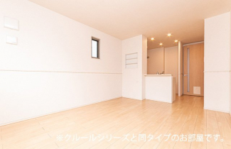 こちらの居間で趣味の時間をお楽しみください