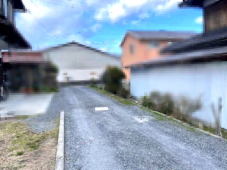【前面道路含む現地写真】