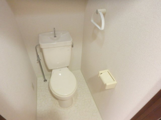 コンパクトで使いやすいトイレです