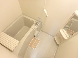 ゆったり過ごせるお風呂です