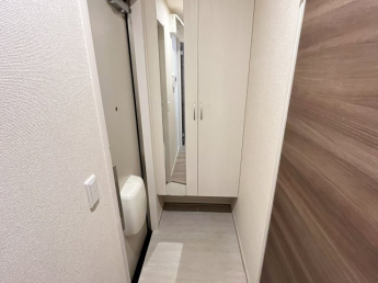 ゆったりとした玄関です