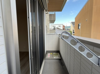陽当たり良好なバルコニーです