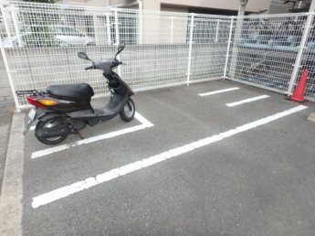 バイク置場です