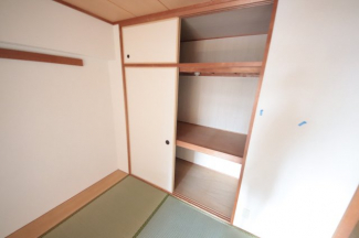 小物を収納するのに便利です