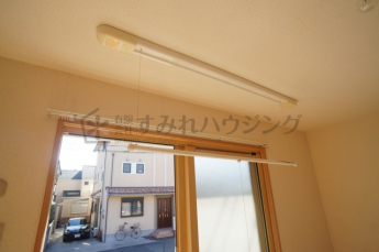 参考、同建物・反転間取りの号室