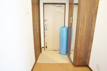 【玄関】