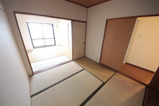 フローリングだけでなく、和室もあります