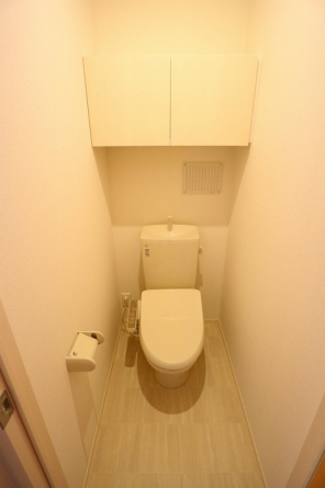 ゆったりとした空間のトイレです