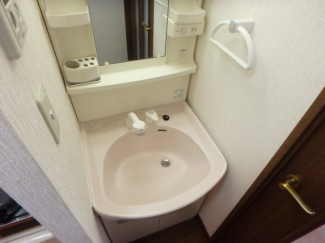 独立洗面台で身支度スムーズです