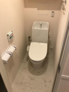 シャワー付トイレ