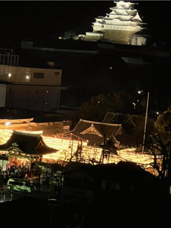 姫路城夜景、総社の祭りも見えます
