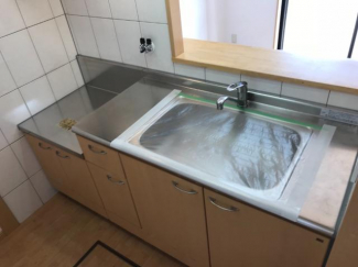調理スペースが広く作業しやすいキッチン