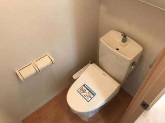 冬も快適な温水暖房便座