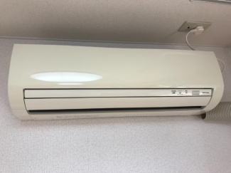 エアコン１台付きで設置費用と手間うきます