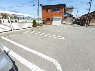 駐車場完備です