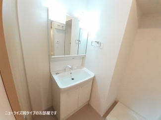 忙しい朝には欠かせない洗面所です