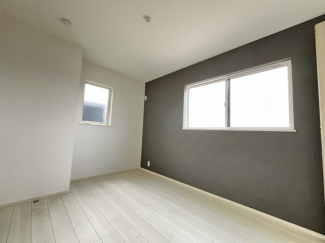 使い勝手のいい洋室です　5.75帖