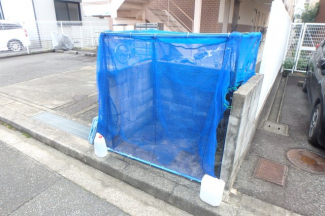 ゴミ置き場