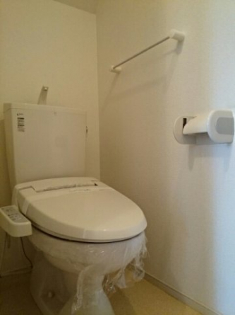 シンプルで使いやすいトイレです