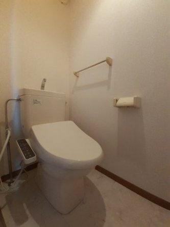 シンプルで使いやすいトイレです