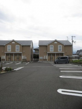 駐車場に車を止められます