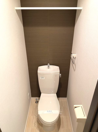 ゆったりとした空間のトイレです