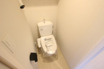 ゆったりとした空間のトイレです