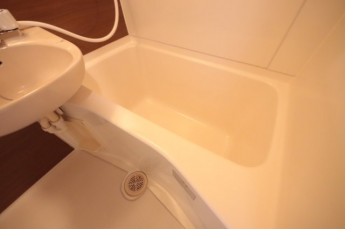 コンパクトで使いやすいお風呂です