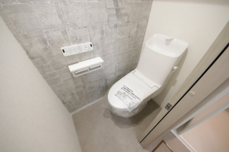落ち着いたトイレです