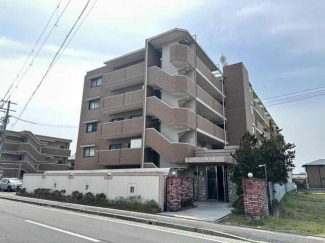 リバード東今宿の画像