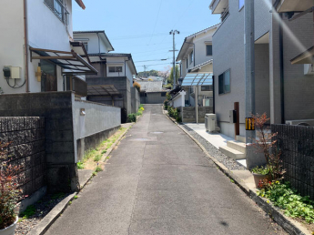 松山市朝日ケ丘２丁目の中古一戸建ての画像