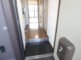 中はこのようになっています