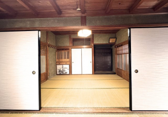 【居間・リビング】