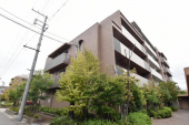西宮市甲子園三番町のマンションの画像