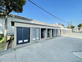 屋外専用倉庫（１台／戸）