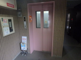 エレベーター