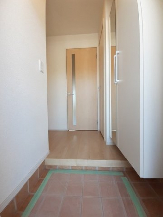 落ち着いた玄関です