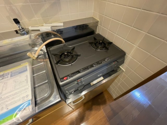 お写真は同物件別部屋です。
