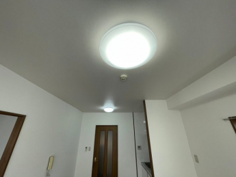 お写真は同物件別部屋です。