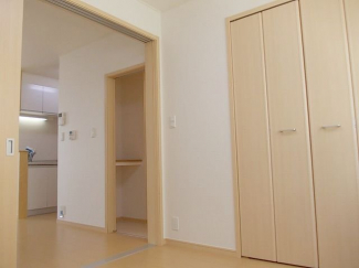 こちらの居間で趣味の時間をお楽しみください