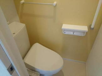清潔感のあるトイレです