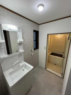 宝塚市安倉西２丁目の店舗事務所の画像