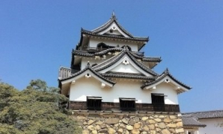 彦根城まで1950m