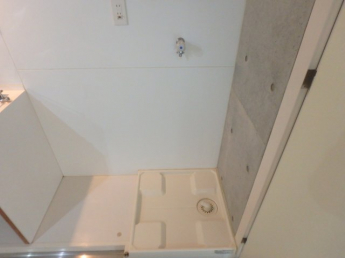 洗濯機置き場です