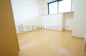 参考、同建物・同間取りの号室