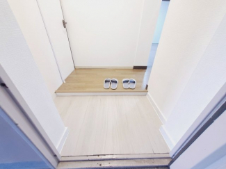 【玄関】