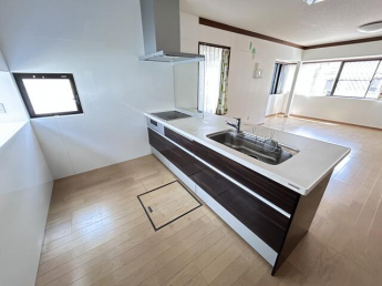 加古川市平岡町一色戸建の画像