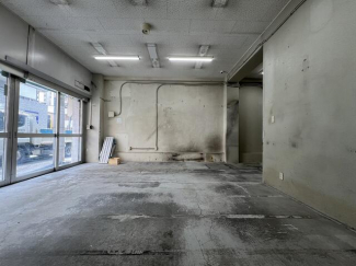 前田店舗の画像