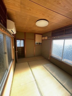 松山市萱町５丁目の店舗事務の画像