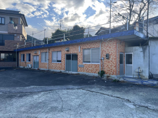 西条市西泉の店付住宅の画像